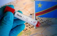 Bệnh do virus Ebola là bệnh truyền nhiễm đúng không? Đối tượng nào có nguy cơ mắc bệnh do virus Ebola?