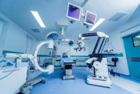 Trang thiết bị y tế phải đáp ứng những tiêu chuẩn cơ bản nào? Viện dẫn tiêu chuẩn cơ bản đối với trang thiết bị y tế được quy định thế nào?